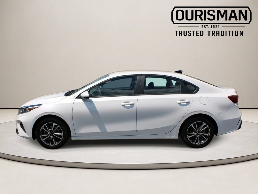Used 2023 Kia Forte LXS FWD image 6