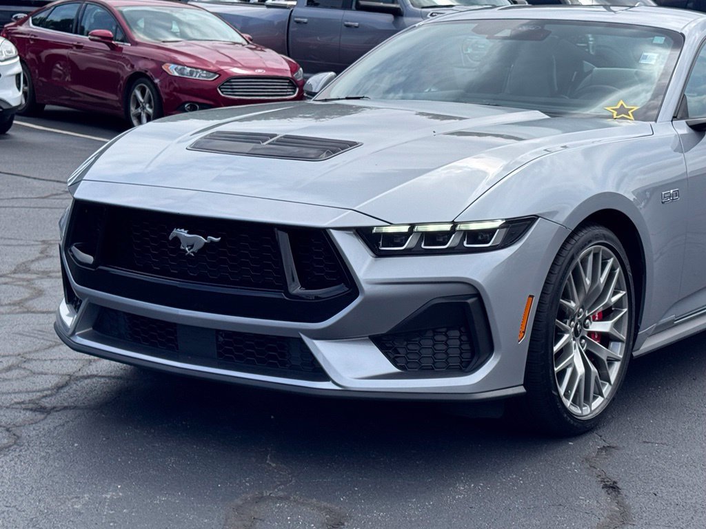 Used 2025 Ford Mustang GT Premium RWD image 65