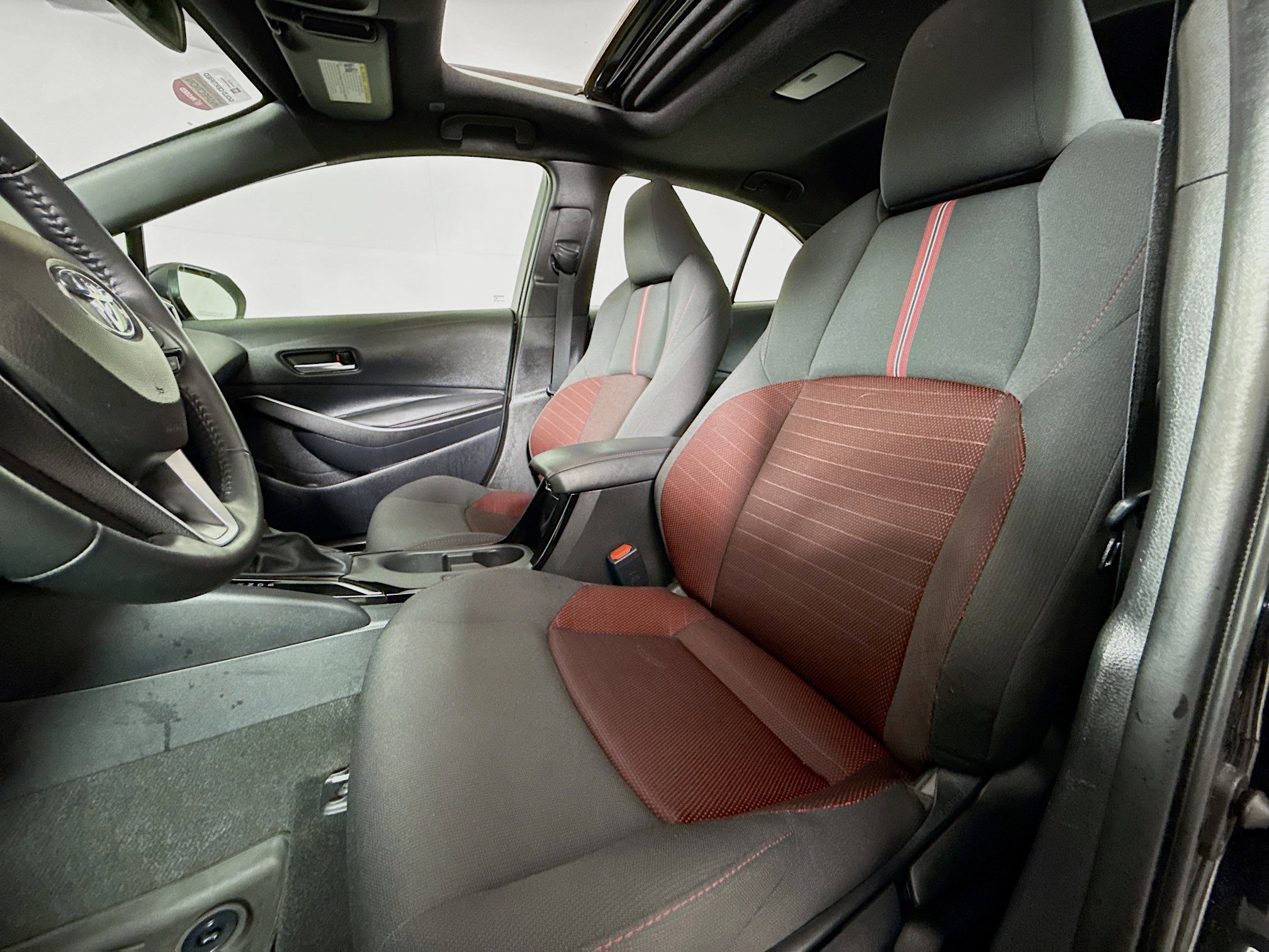 Certified 2025 Toyota Corolla SE w/ SE Premium Package image 11