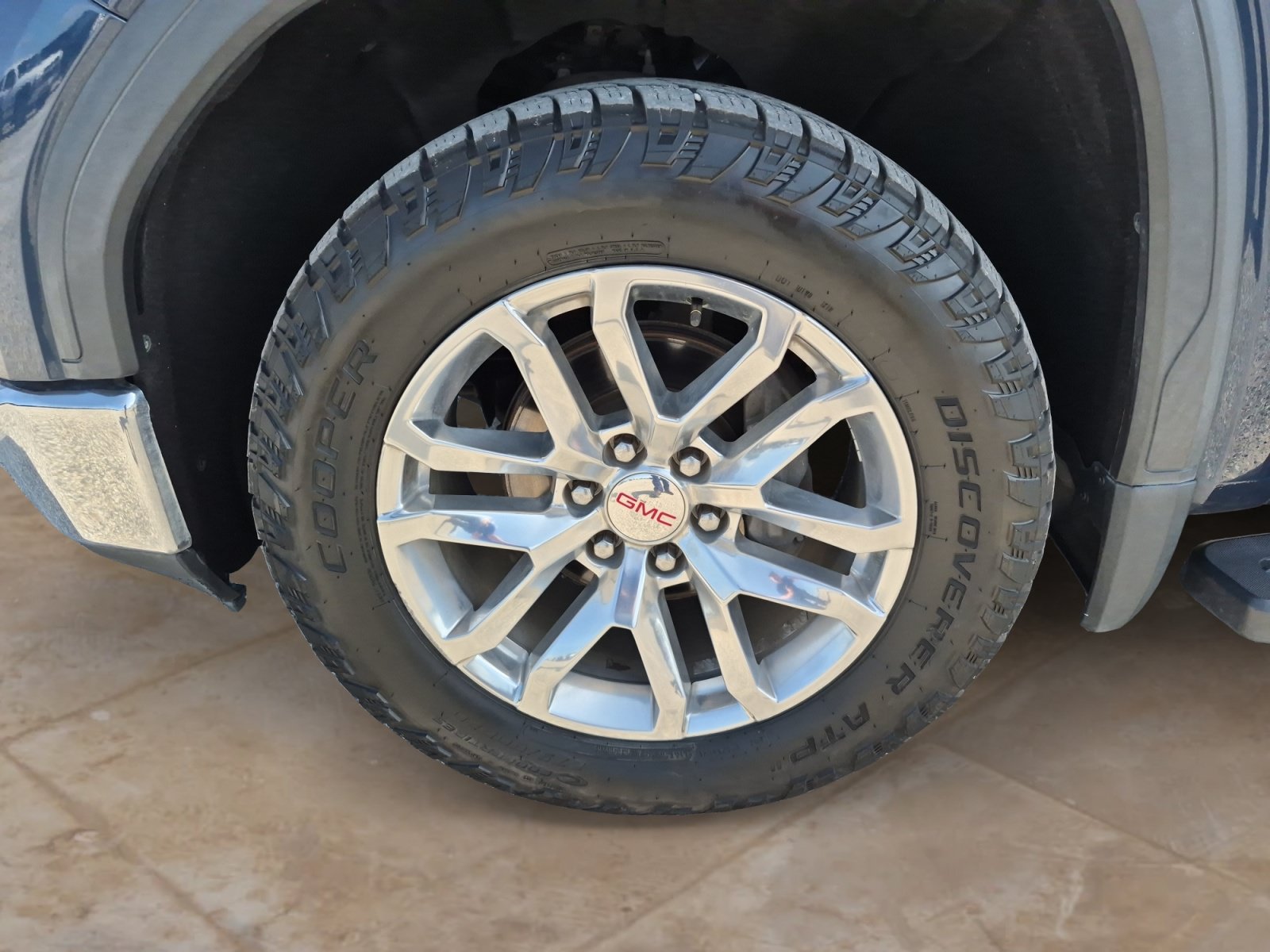 Used 2022 GMC Sierra 1500 SLT AWD/4WD image 29