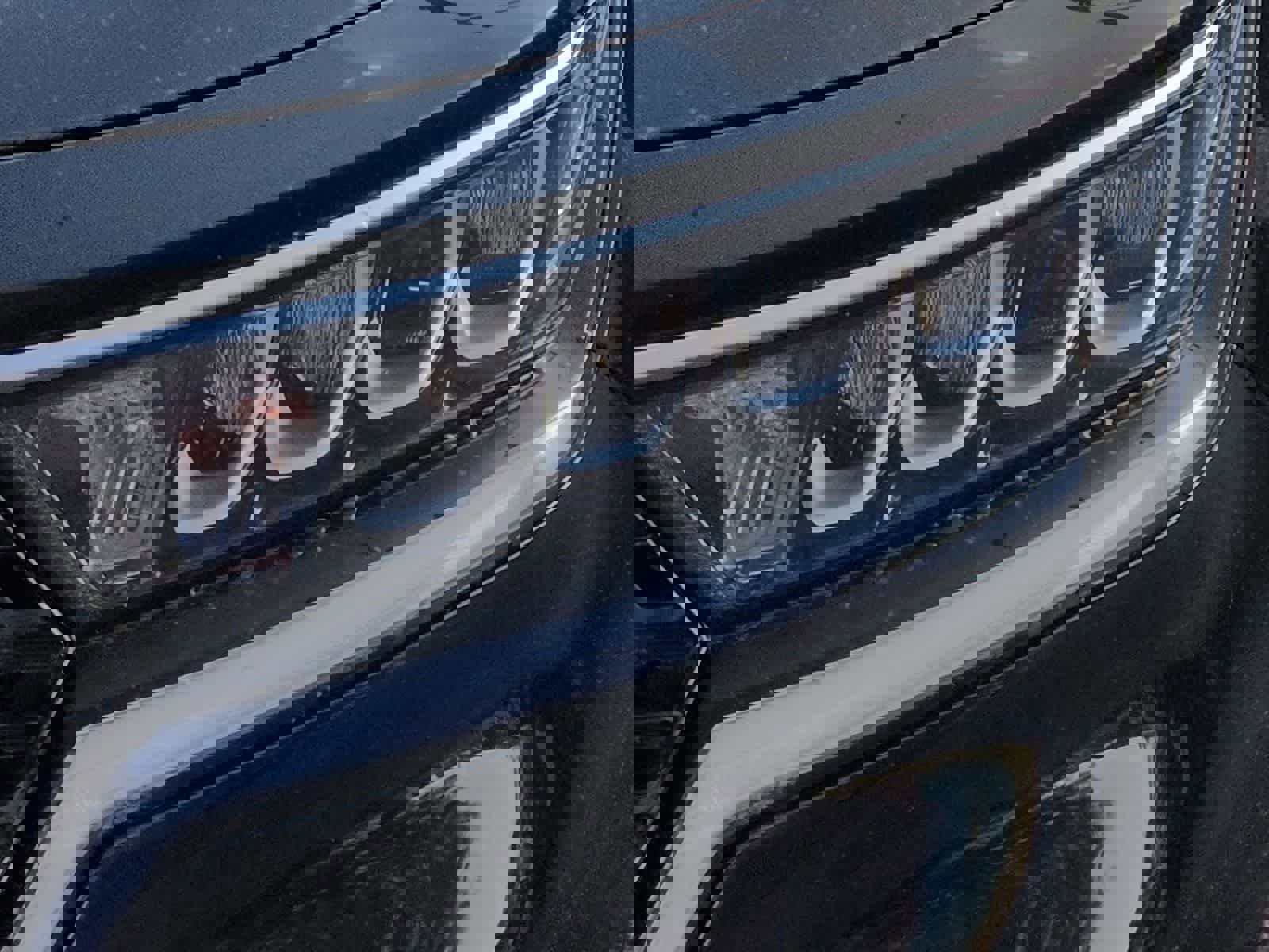 Used 2022 Kia Sorento LX image 11