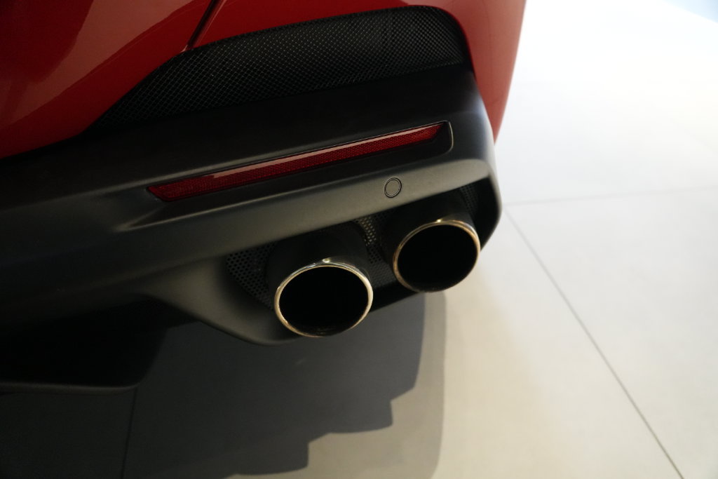 Used 2019 Ferrari Portofino RWD image 19