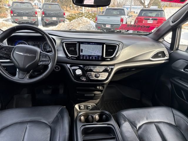 Used 2018 Chrysler Pacifica Touring-L w/ Premium Audio Group image 23