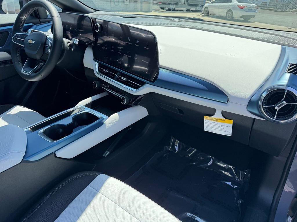 New 2026 Chevrolet Equinox EV LT FWD image 7