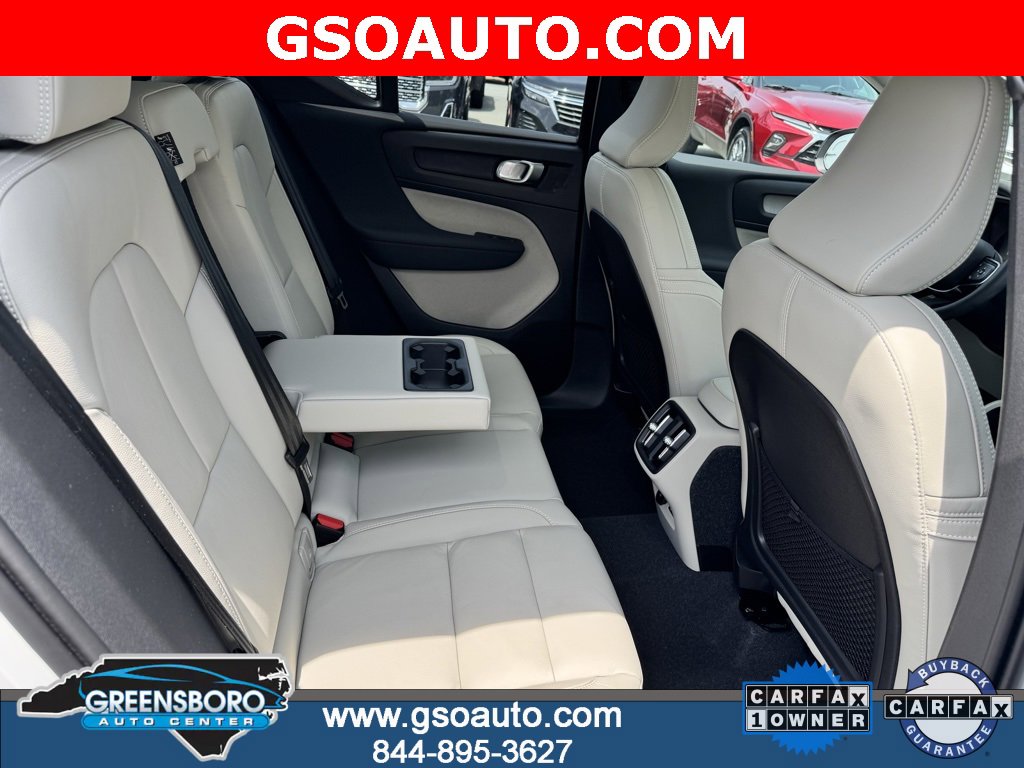 Used 2024 Volvo XC40 B5 Plus w/ Protection Package Premier image 18
