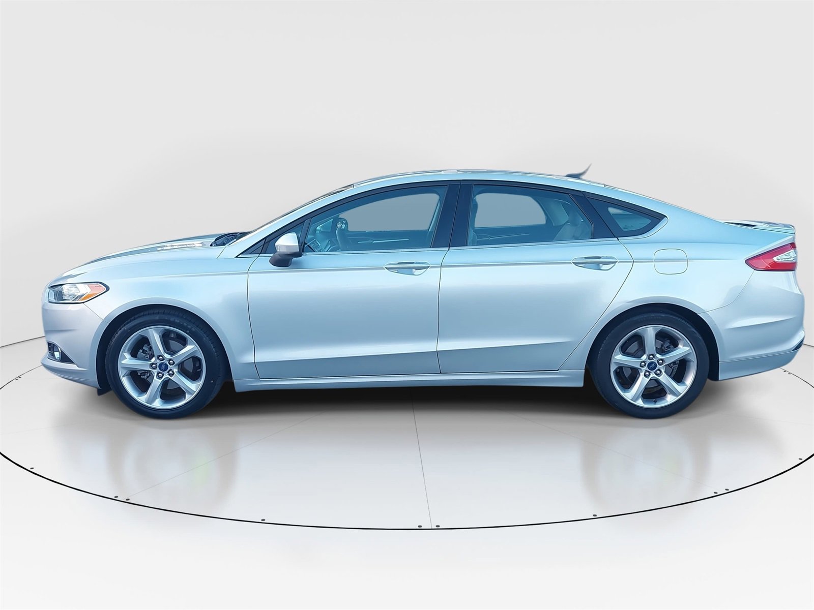 Used 2016 Ford Fusion S w/ Equipment Group 101A image 8