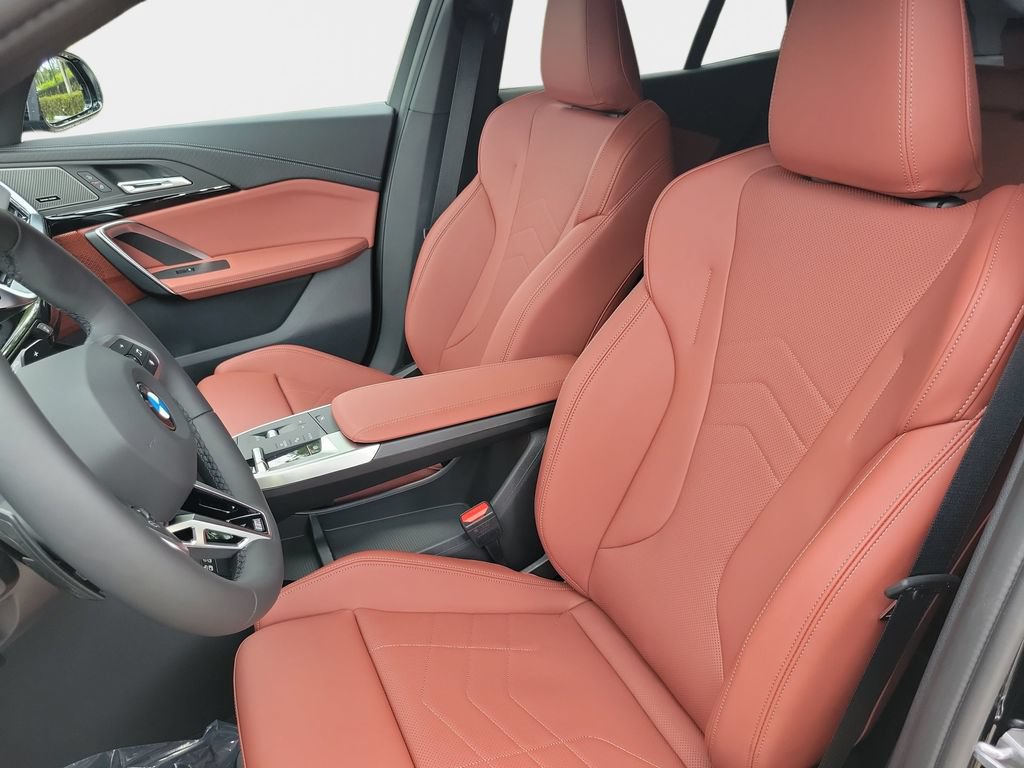 New 2026 BMW X2 xDrive28i w/ Technology Package AWD/4WD image 9