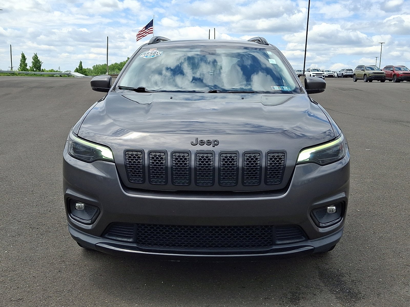 Used 2020 Jeep Cherokee Latitude Plus FWD video 2