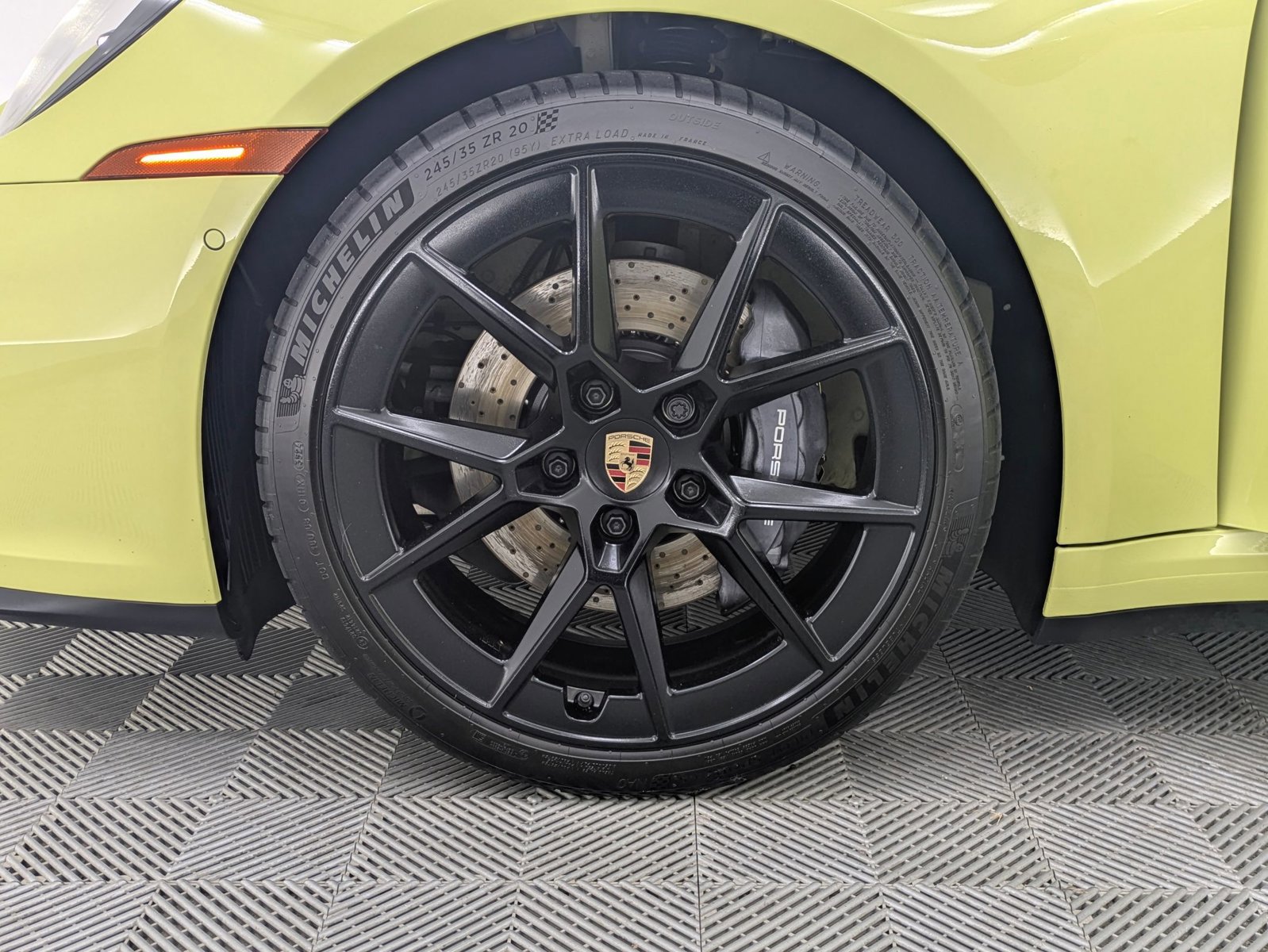 Certified 2025 Porsche 911 Carrera RWD image 12