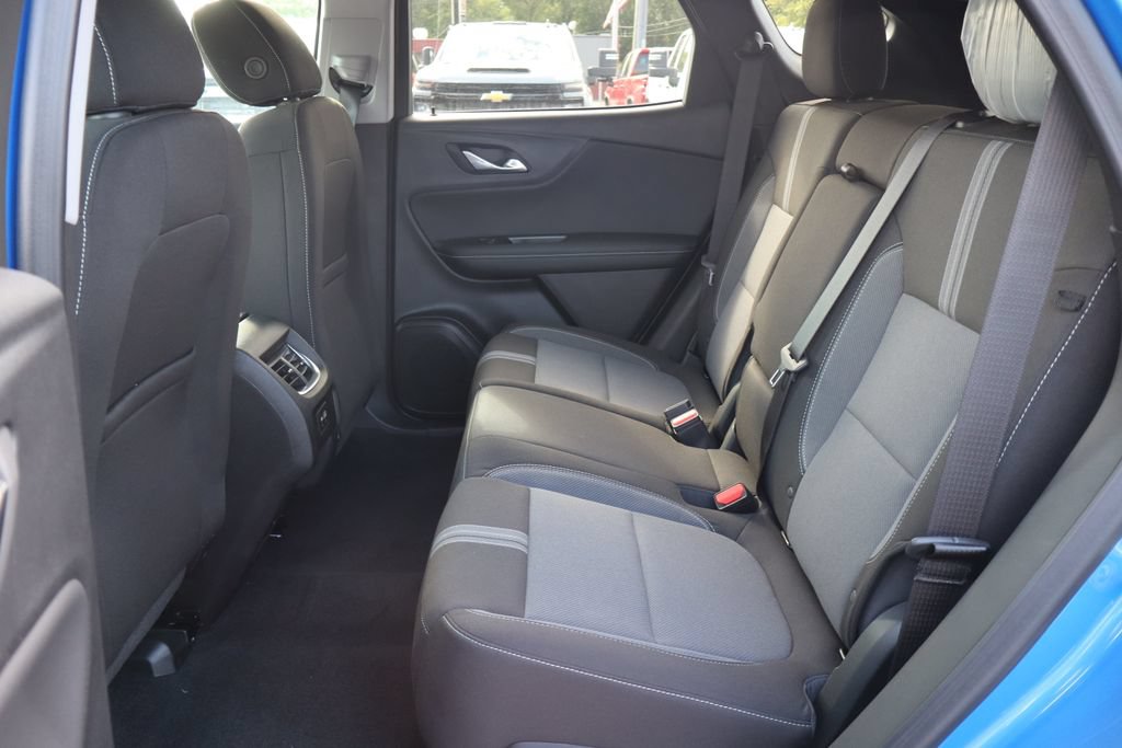 New 2026 Chevrolet Blazer LT w/ Convenience Package FWD image 23
