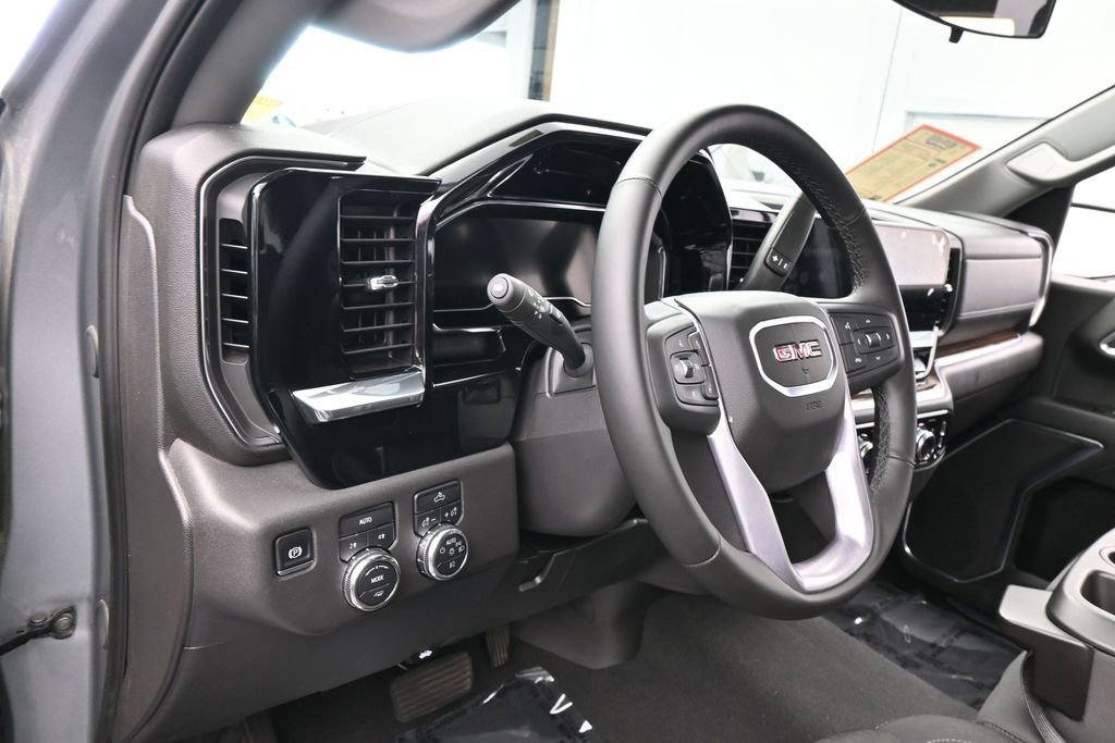 Used 2025 GMC Sierra 1500 Elevation AWD/4WD image 14