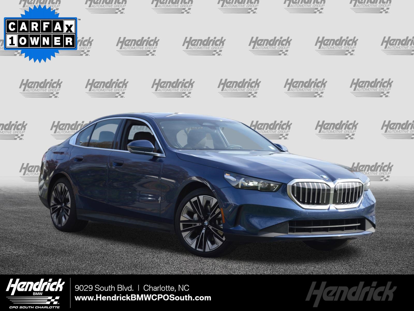 Used 2025 BMW 530i xDrive w/ Premium Package image 1