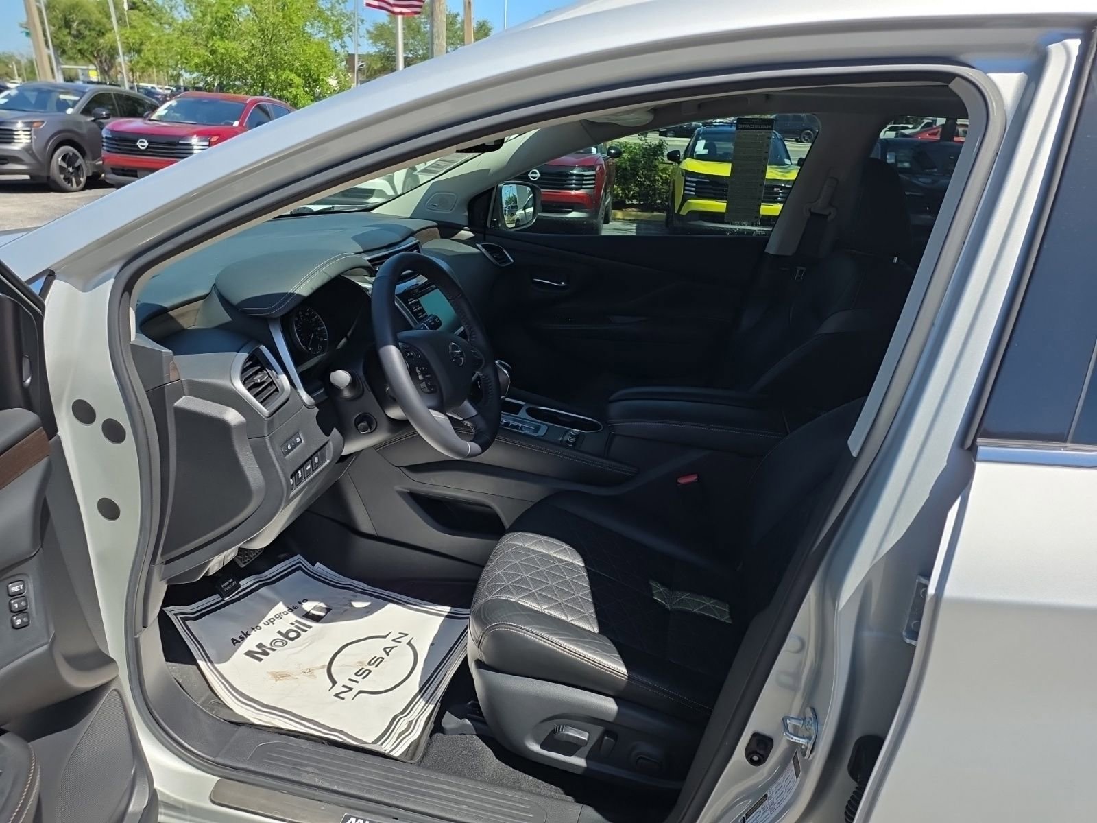 Used 2022 Nissan Murano Platinum w/ Cargo Package image 19