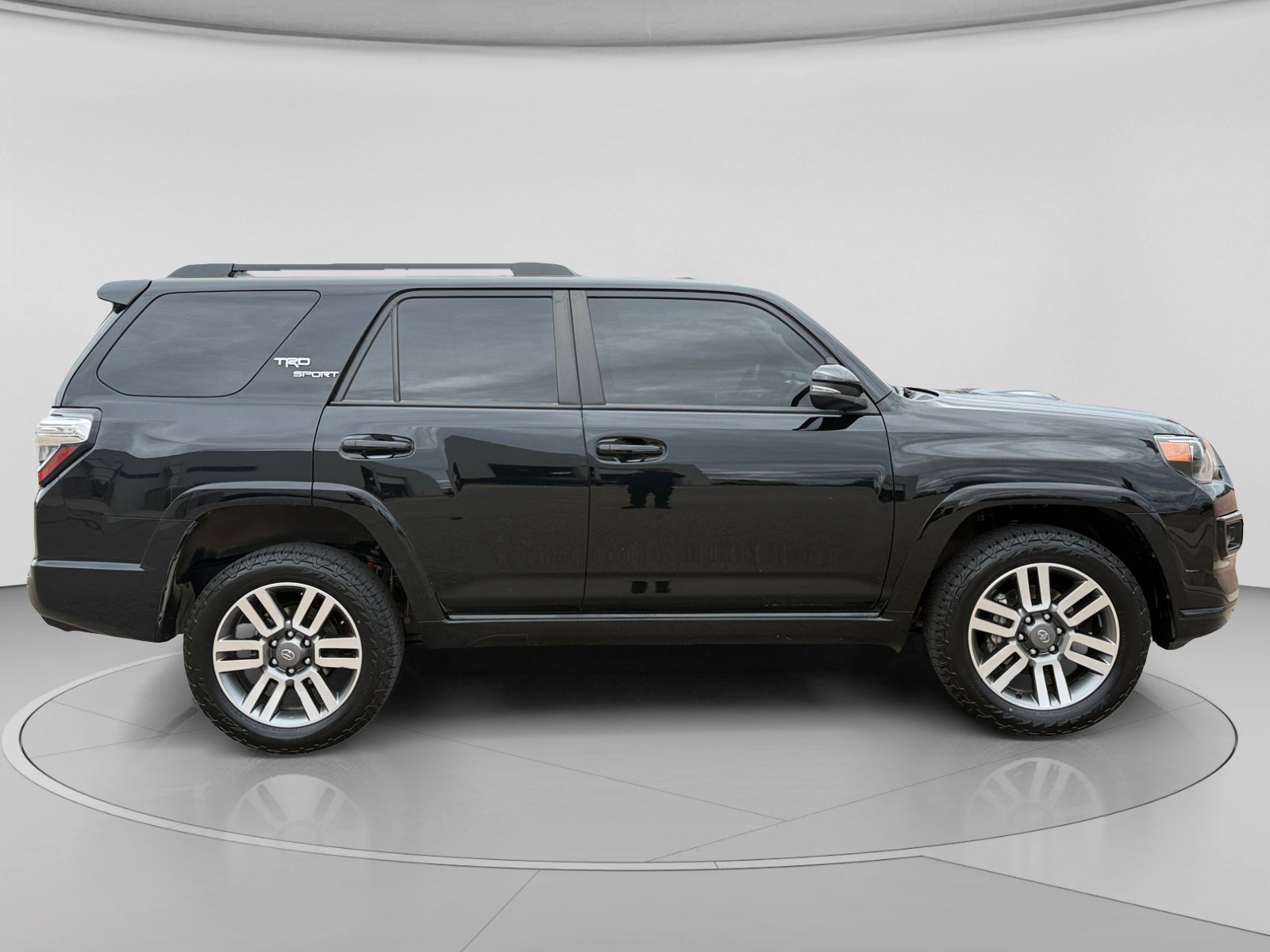 Used 2022 Toyota 4Runner TRD Sport w/ Technology Package AWD/4WD image 6