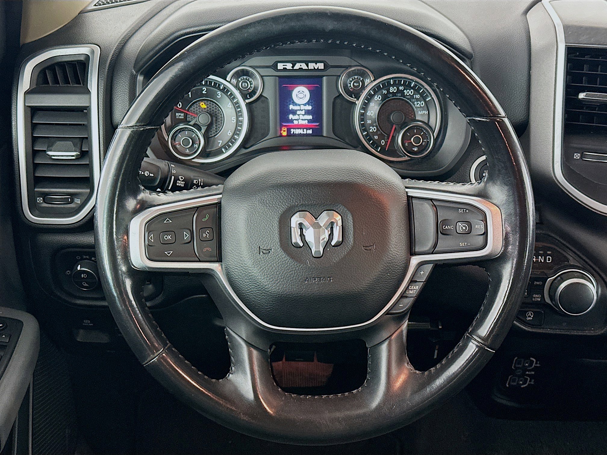Used 2020 RAM 1500 Big Horn AWD/4WD image 18
