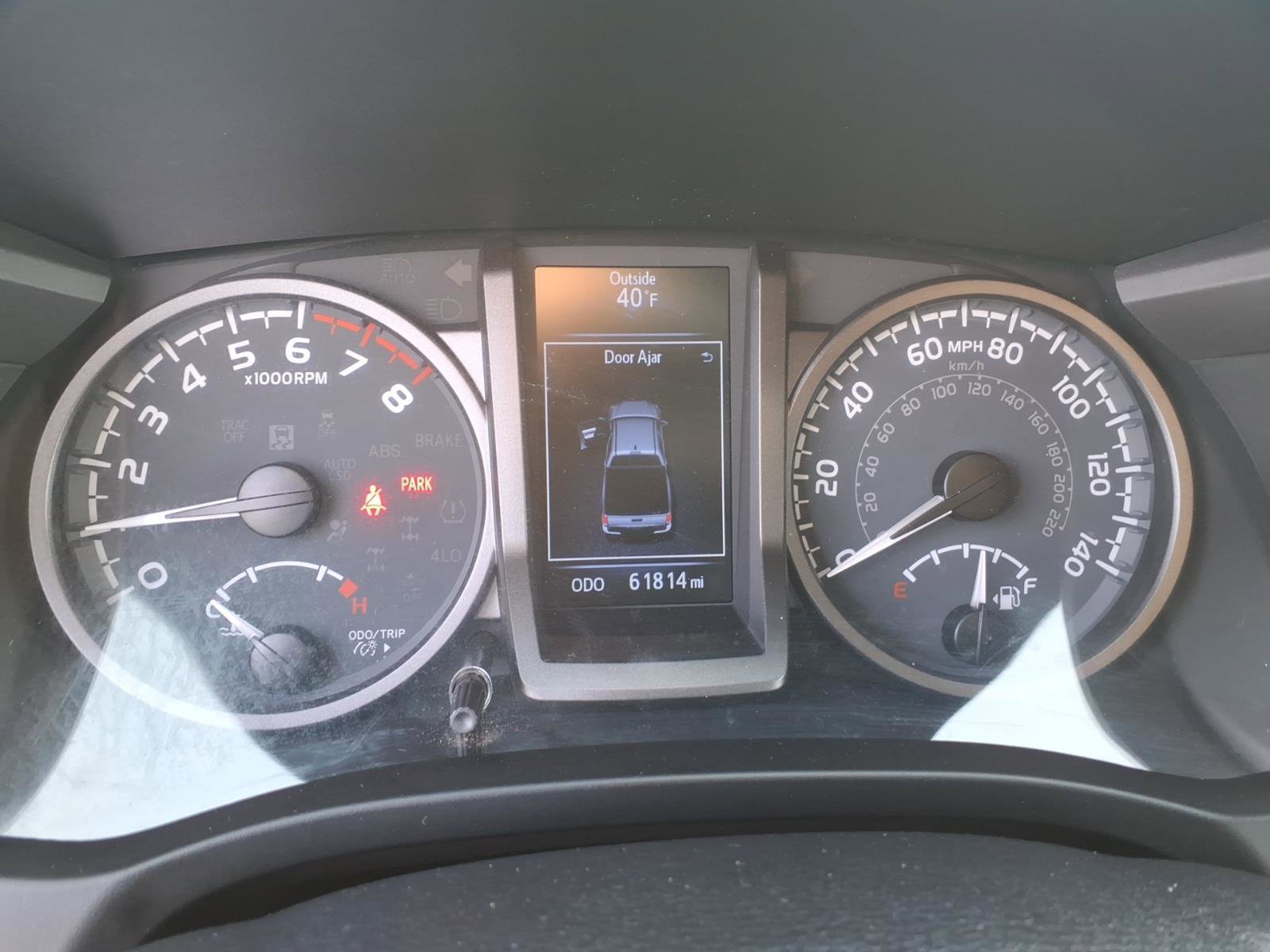 Used 2020 Toyota Tacoma TRD Off-Road image 17