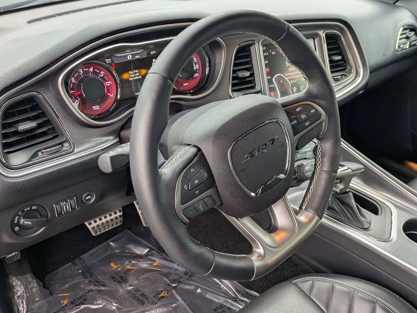 Used 2016 Dodge Challenger SRT Hellcat image 18