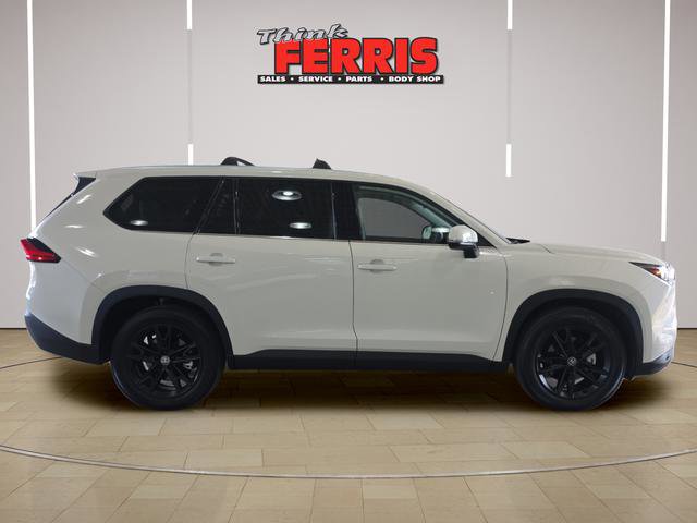Used 2024 Toyota Grand Highlander AWD image 4