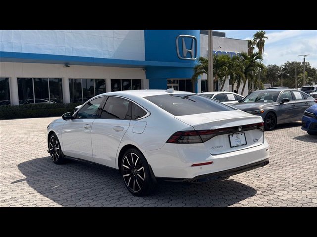 Certified 2025 Honda Accord Touring image 11