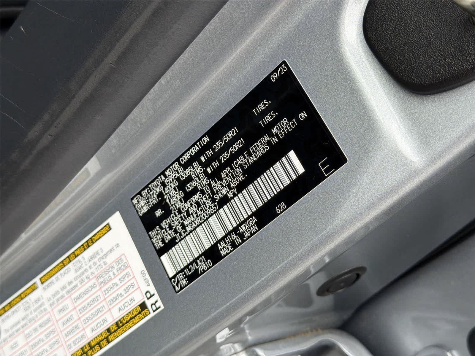 Used 2024 Lexus RX 450h AWD w/ Convenience Package image 23