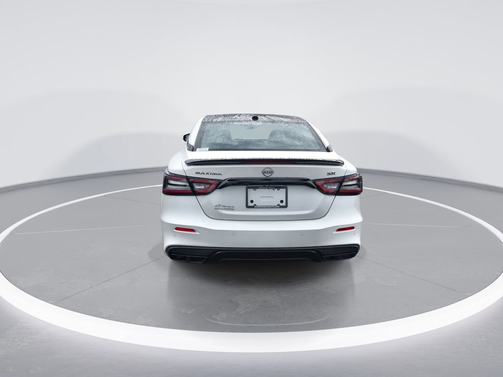 Used 2023 Nissan Maxima SR w/ Sport Mat Group image 7