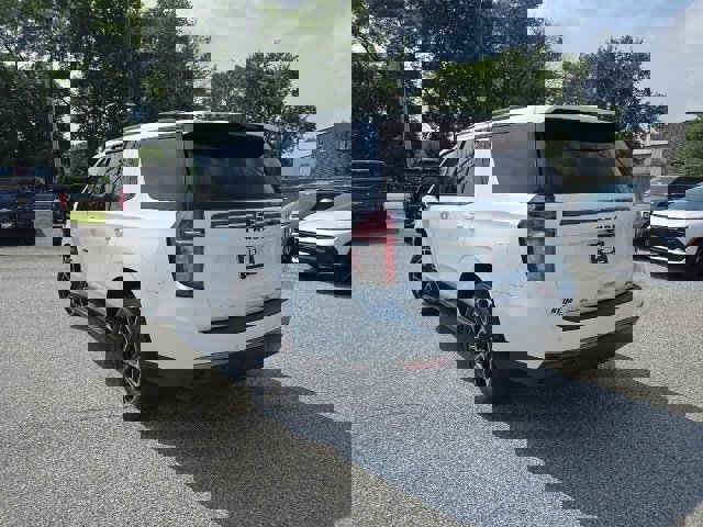 Used 2022 Chevrolet Tahoe RST w/ Luxury Package image 8