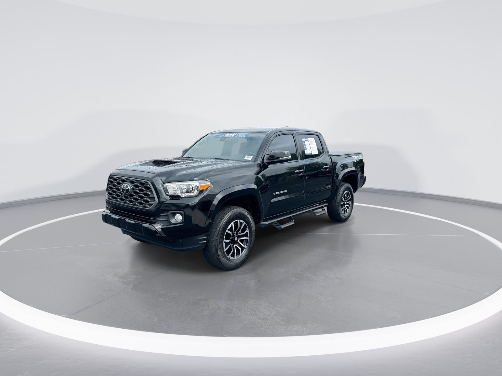 Used 2021 Toyota Tacoma TRD Sport AWD/4WD image 5