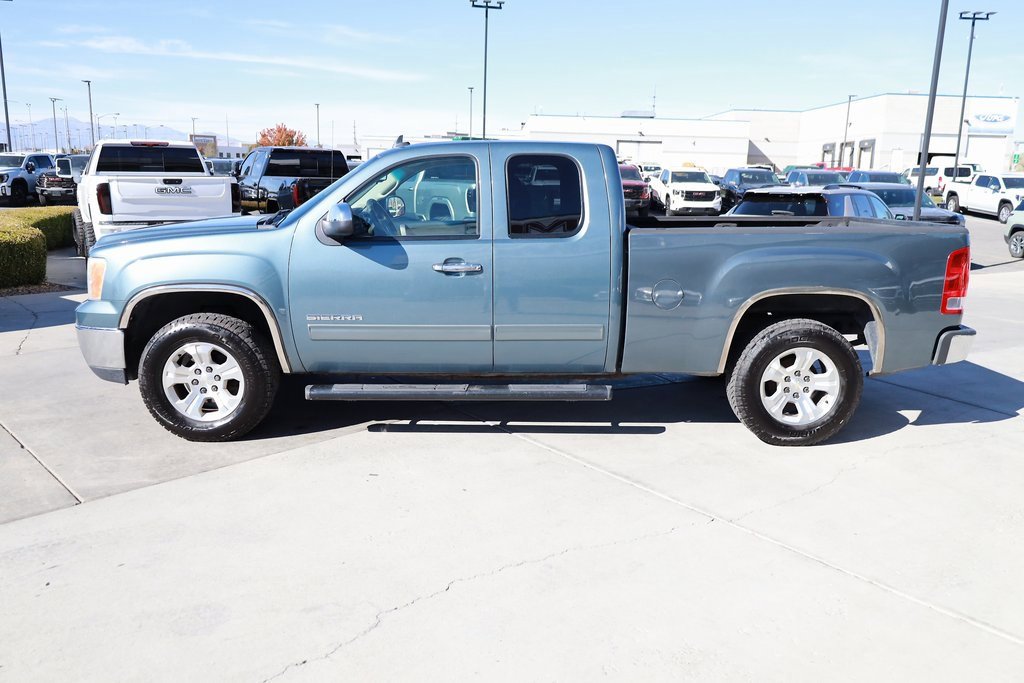 Used 2011 GMC Sierra 1500 SLE image 3