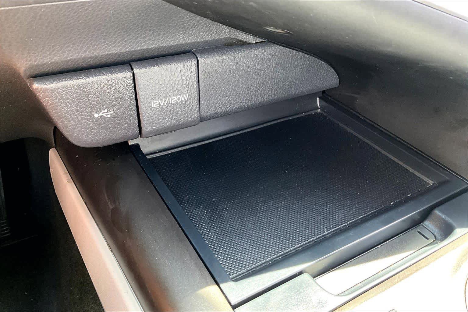 Used 2022 Toyota Camry LE FWD image 31
