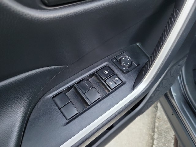 Used 2025 Toyota RAV4 LE FWD image 13