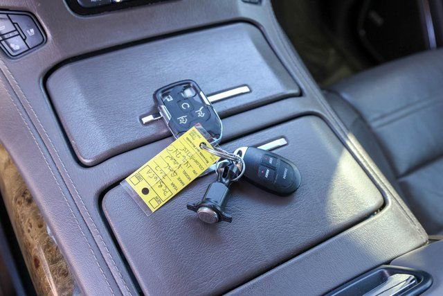 Used 2017 GMC Yukon XL Denali w/ Open Road Package image 25