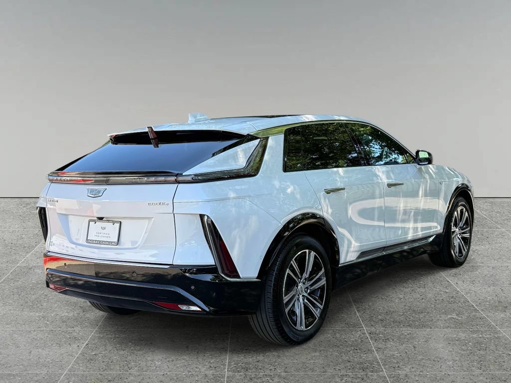 Used 2025 Cadillac Lyriq Luxury AWD/4WD image 10