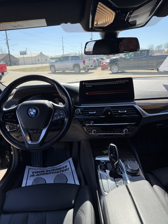 Used 2021 BMW 530i xDrive w/ Convenience Package image 13
