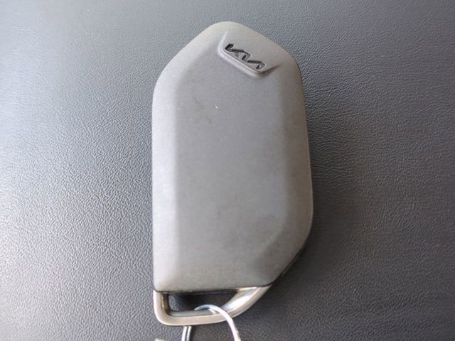 Used 2024 Kia Telluride SX w/ Towing Package image 30