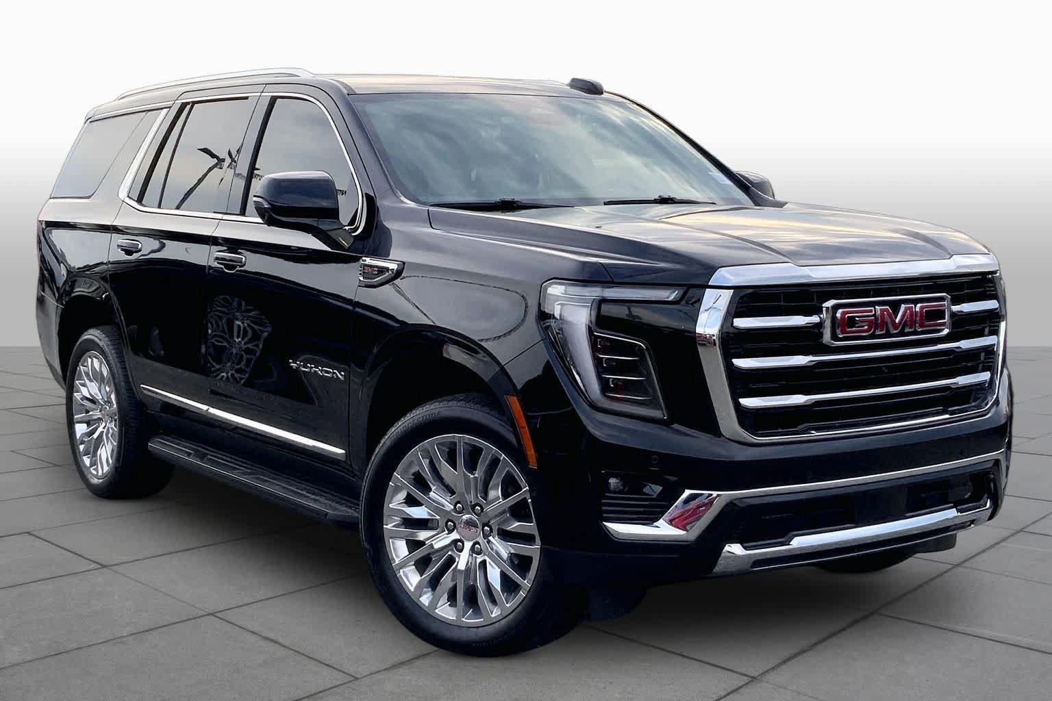 Used 2025 GMC Yukon Elevation AWD/4WD image 3