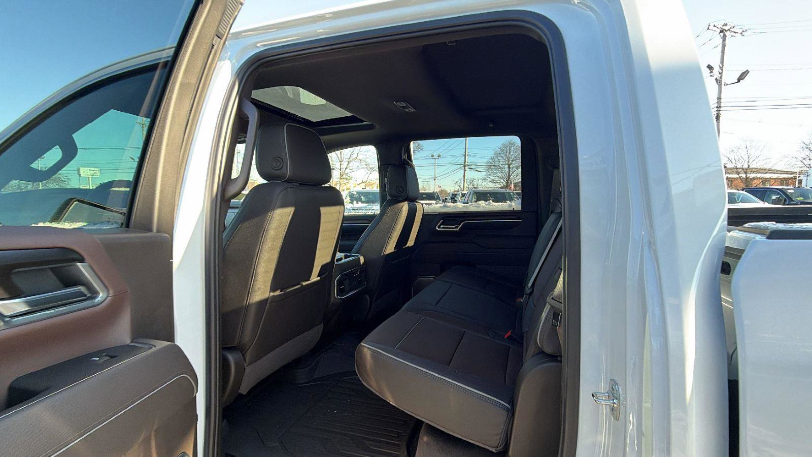 Certified 2025 GMC Sierra 2500 Denali w/ Denali Reserve Package image 29