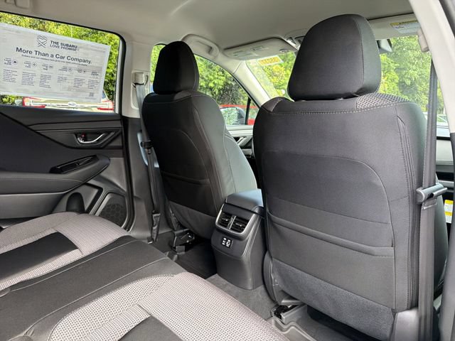 Used 2025 Subaru Outback Premium AWD/4WD image 16