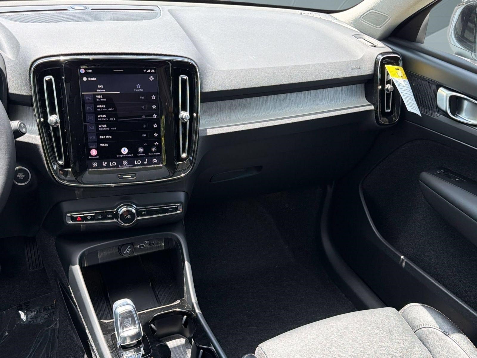 New 2026 Volvo XC40 B5 Plus w/ Climate Package AWD/4WD image 26