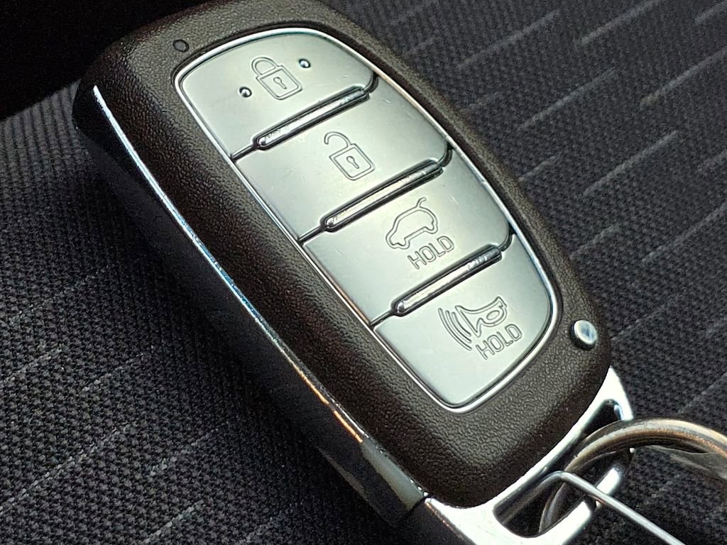 Used 2021 Hyundai Tucson SEL w/ Cargo Package image 33