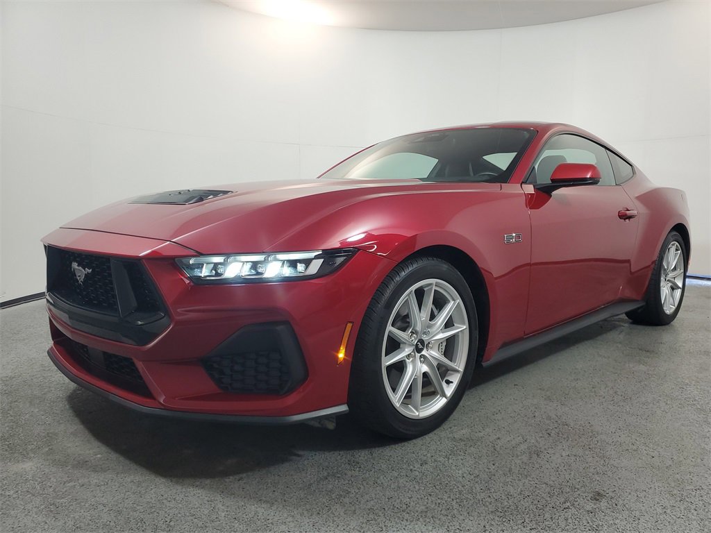 Used 2024 Ford Mustang GT Premium image 3