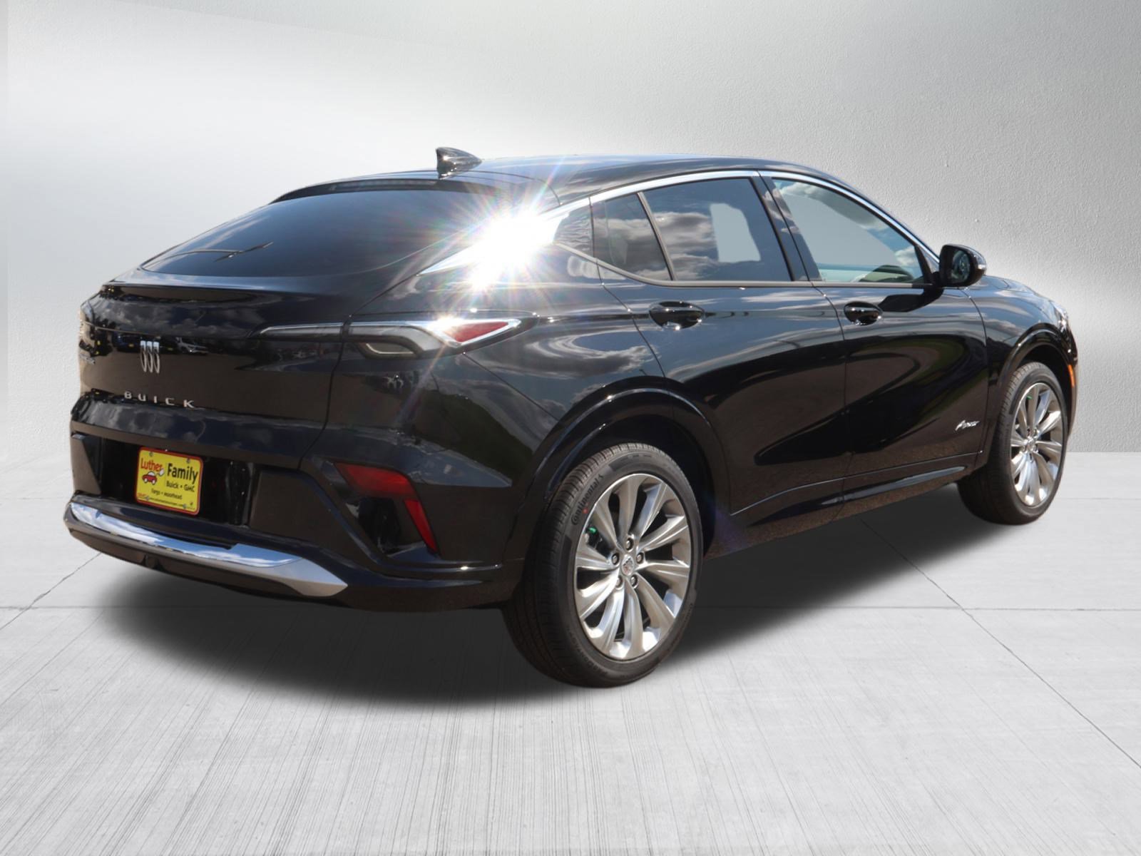 New 2025 Buick Envista Avenir image 7