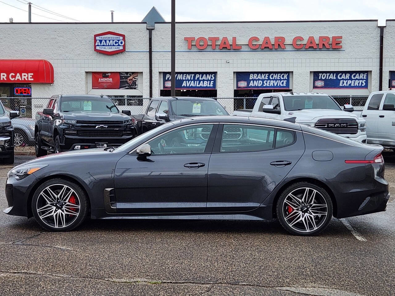 Used 2022 Kia Stinger GT1 w/ Red Interior Color Package RWD image 2