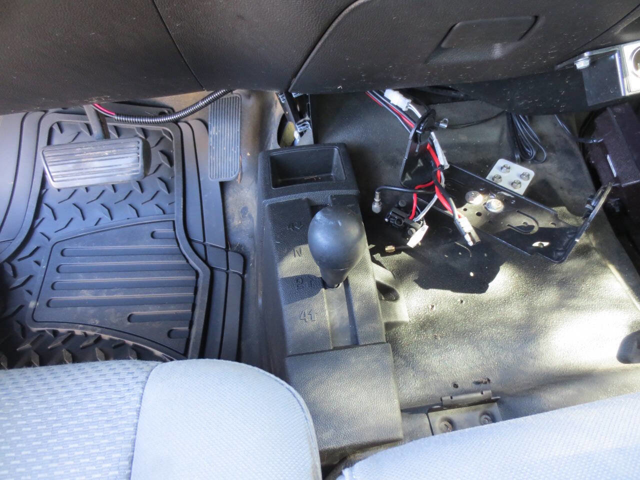 Used 2015 Chevrolet Silverado 2500 W/T image 13