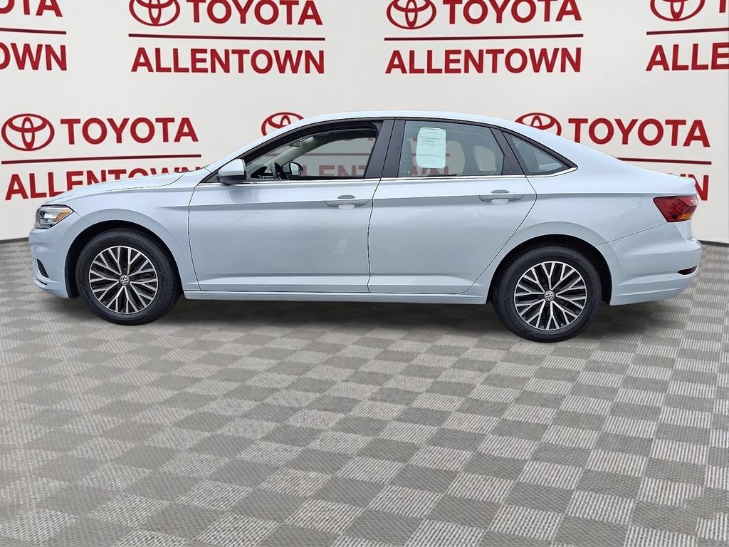 Used 2019 Volkswagen Jetta SE FWD image 4