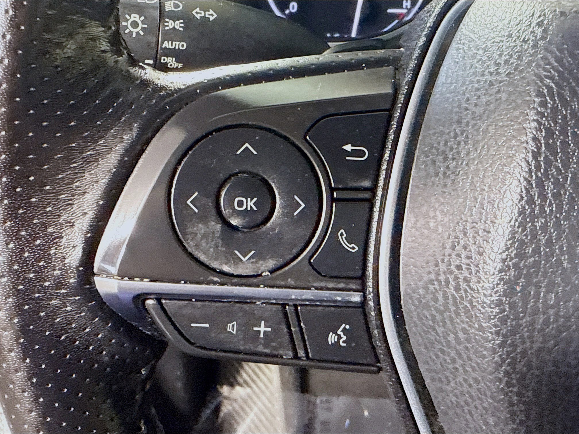 Used 2020 Toyota Avalon XSE w/ Protection Package FWD image 14