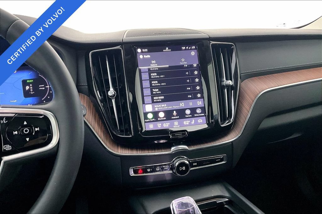 Certified 2023 Volvo XC60 T8 Ultimate w/ Climate Package AWD/4WD image 7