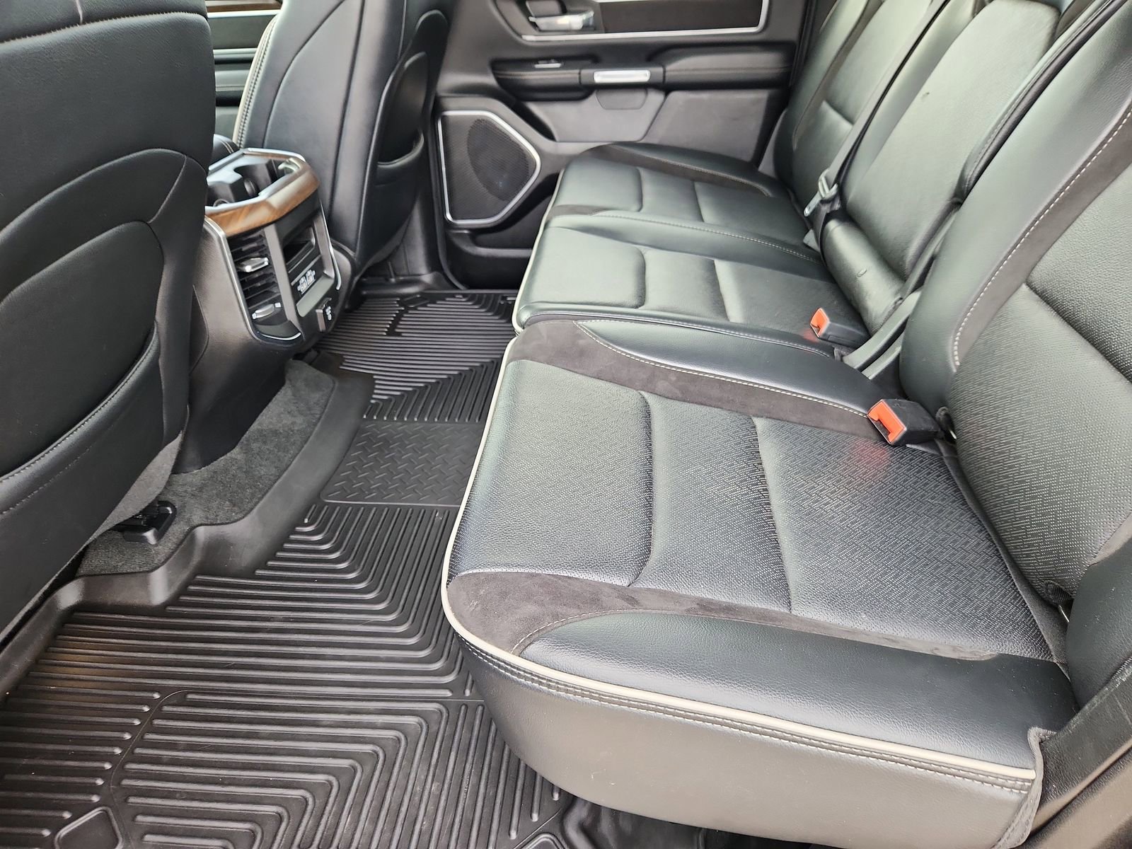 Used 2022 RAM 1500 Laramie image 11