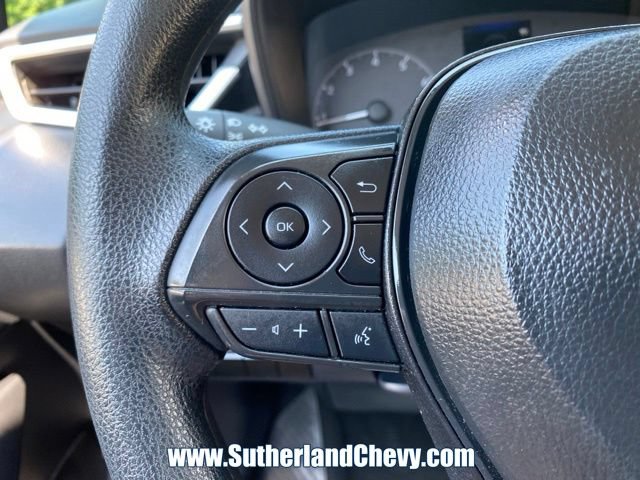 Used 2025 Toyota Corolla LE FWD image 17