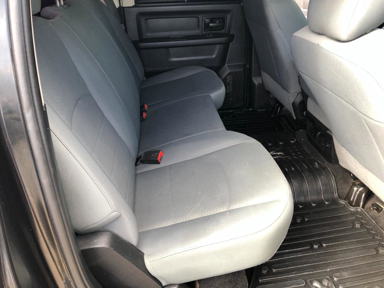 Used 2017 RAM 1500 Express w/ Express Value Package AWD/4WD image 31