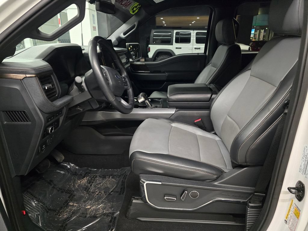 Used 2023 Ford F150 Lightning Lariat AWD/4WD image 26